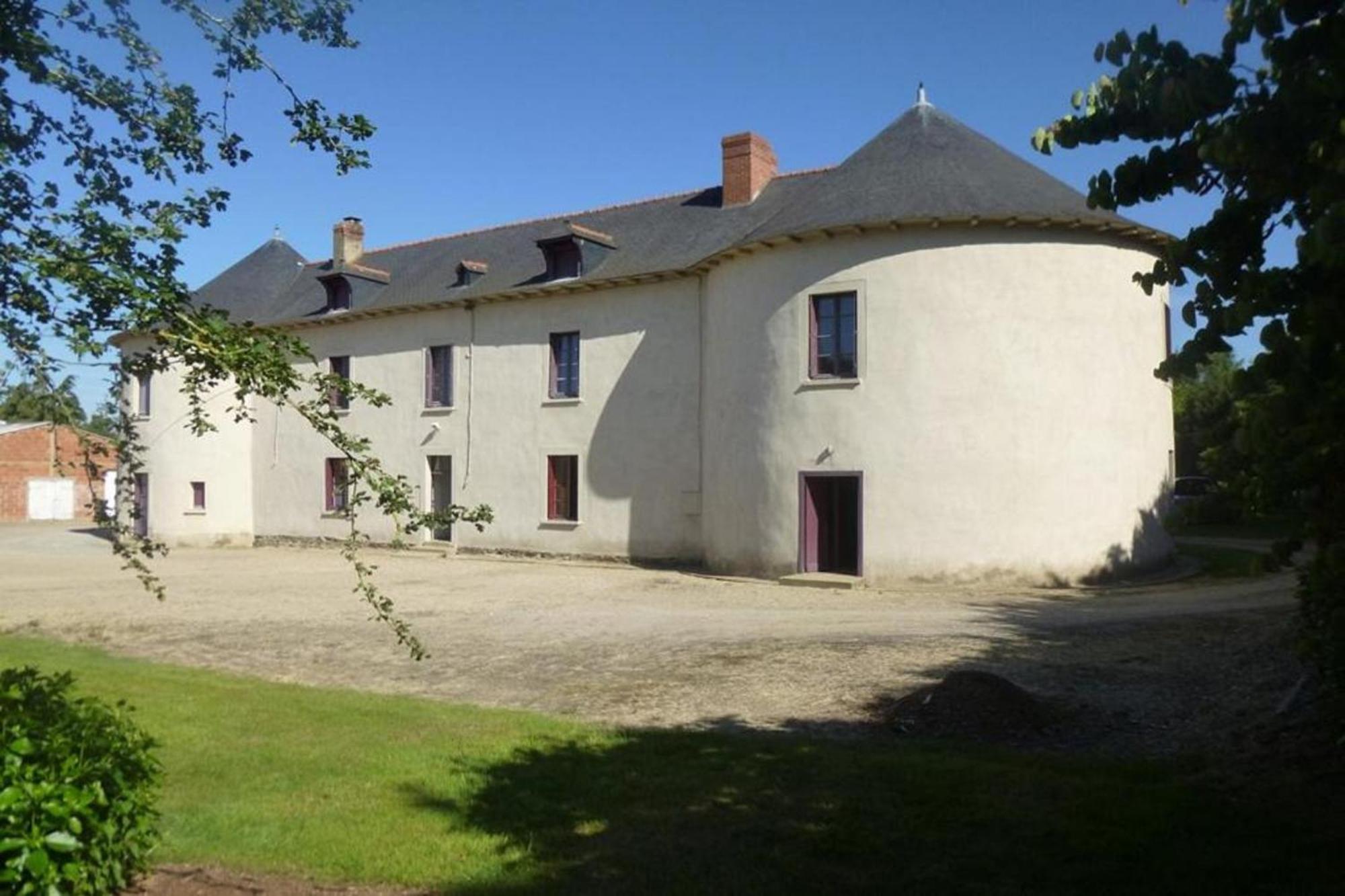 Manoir De La Guignardiere - Charme Et Douceur Chavagne Екстериор снимка